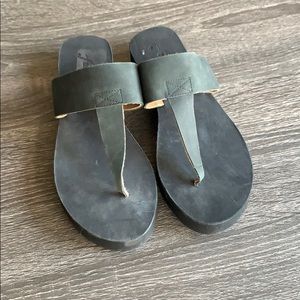 Free people black leather Sandals